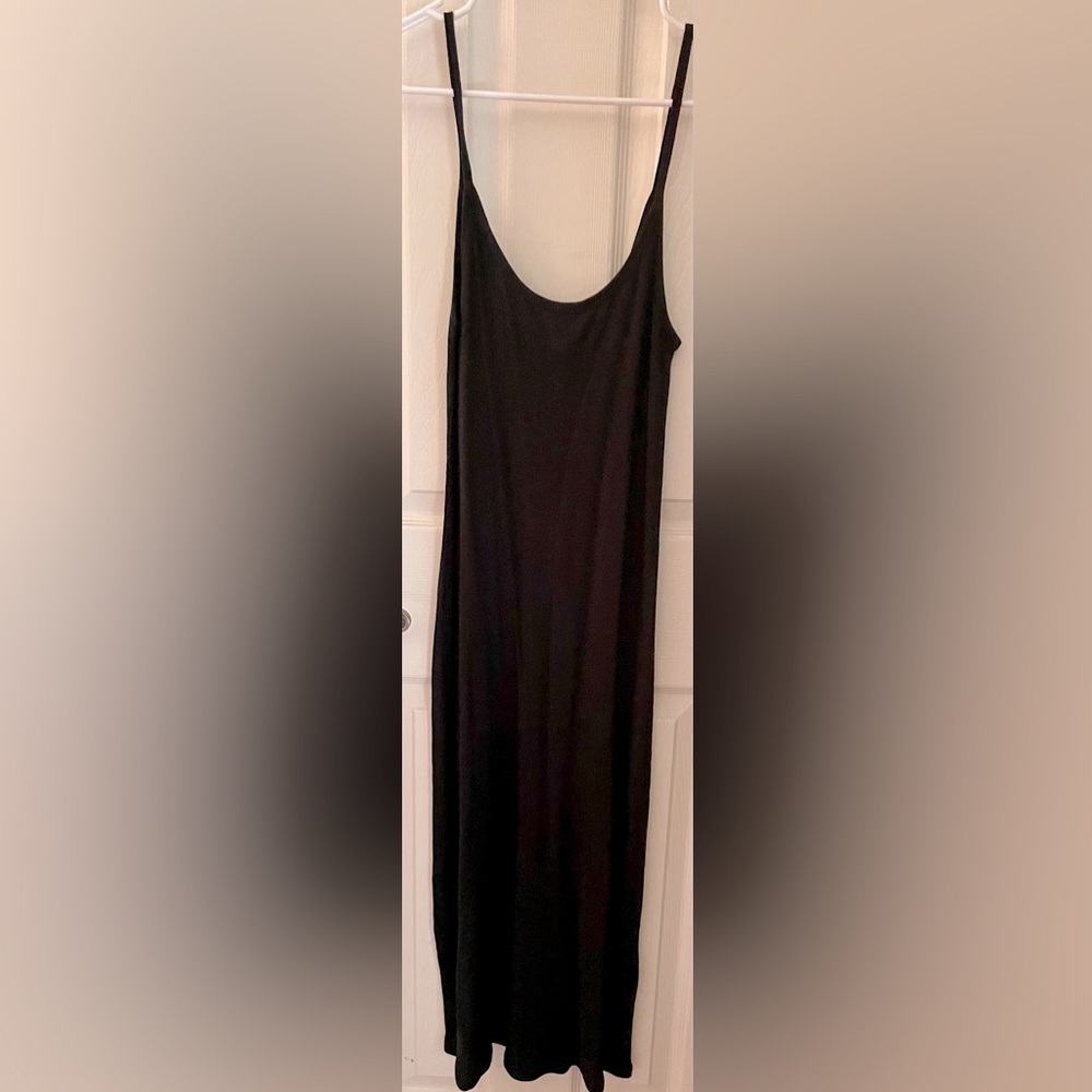 Banana Republic small versatile black knit midi.